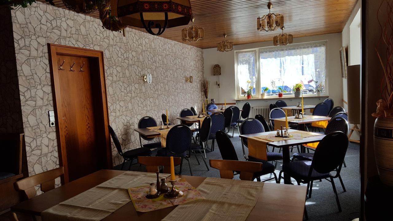 Hotel Schwarzwaldgasthof Baren Titisee-Neustadt Exterior foto