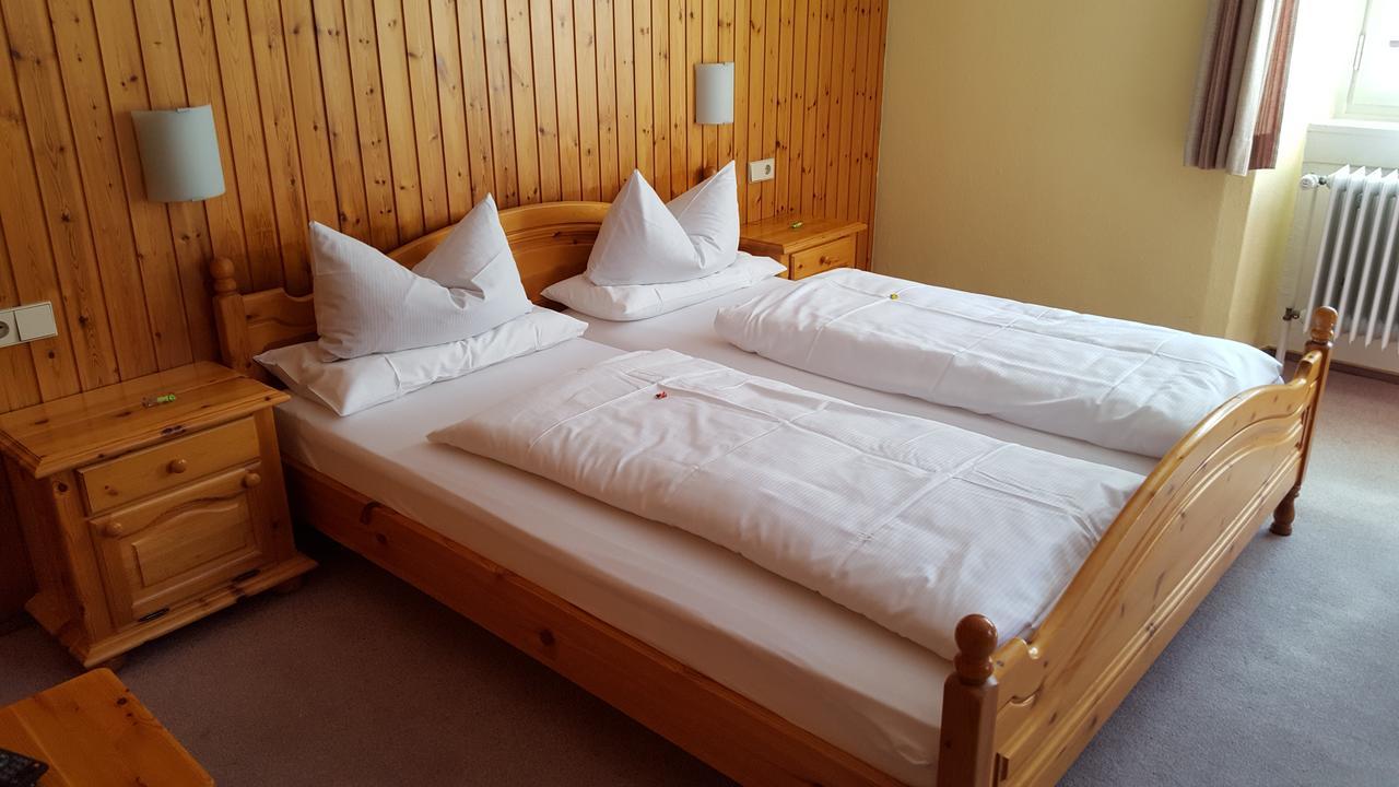 Hotel Schwarzwaldgasthof Baren Titisee-Neustadt Exterior foto