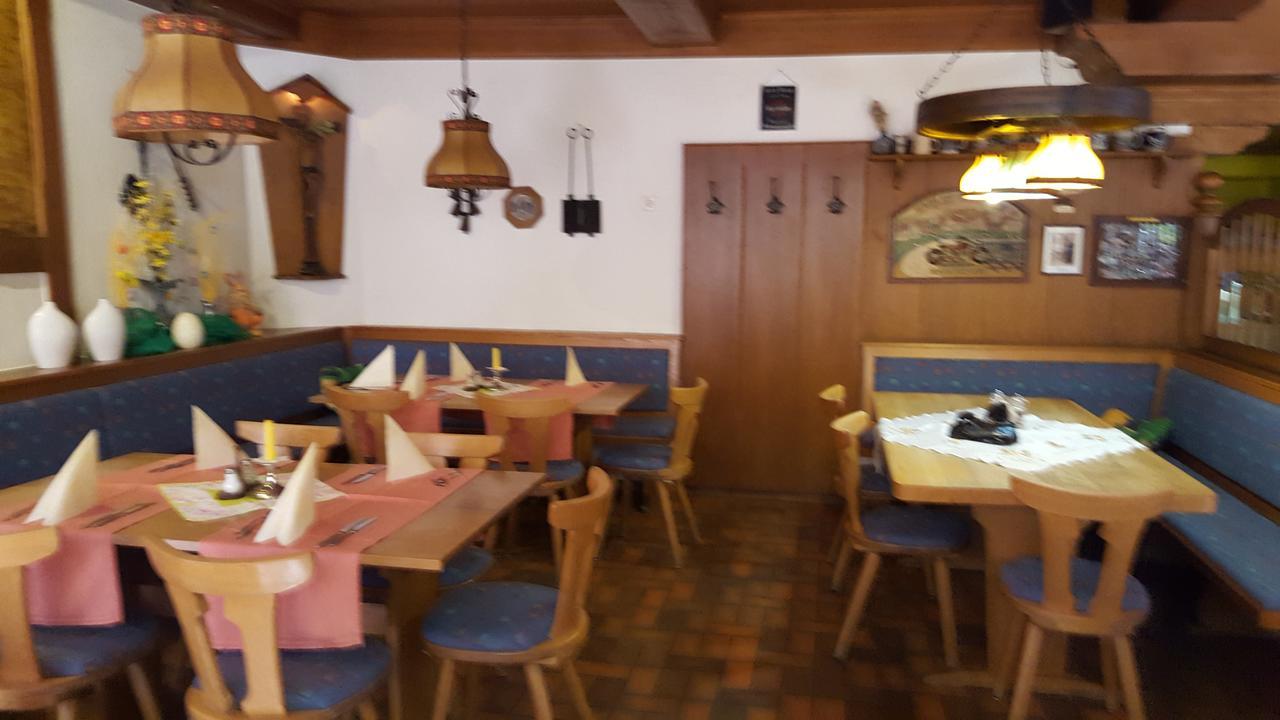 Hotel Schwarzwaldgasthof Baren Titisee-Neustadt Exterior foto